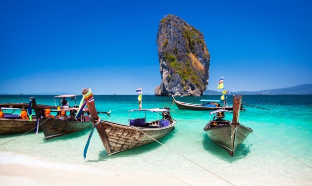Thaiföld a negyedik oltással indítja újra az ország turizmusát