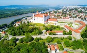 A szlovák főváros zöld arca és a Pálffy-út: élmények a pozsonyi régióban