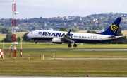 Ryanair: Az utasok alig 3 százaléka törölte foglalását az extraprofitadó miatt
