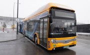 Hidrogénmeghajtású buszokat tesztelnek a budapesti agglomerációban