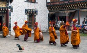 Bhután enged a horrormagas turisztikai díjból