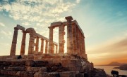 Rekordévre számít Görögország, bár a turisták egyre kevesebbet költenek