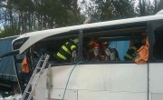 Magyar busz szenvedett súlyos balesetet Szlovákiában