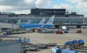 Környezetvédelmi okokból szűkíti a forgalmat az amszterdami reptéren a holland kormány