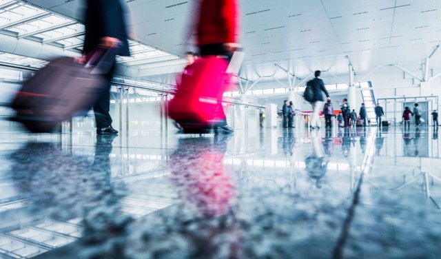 Egyre több nemzetközi reptéren törlik el a folyadékkorlátozást