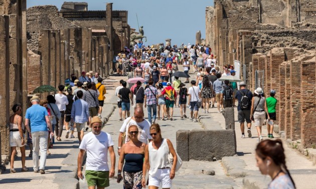 Nagysebességű vonatjárat indult Róma és Pompeji között