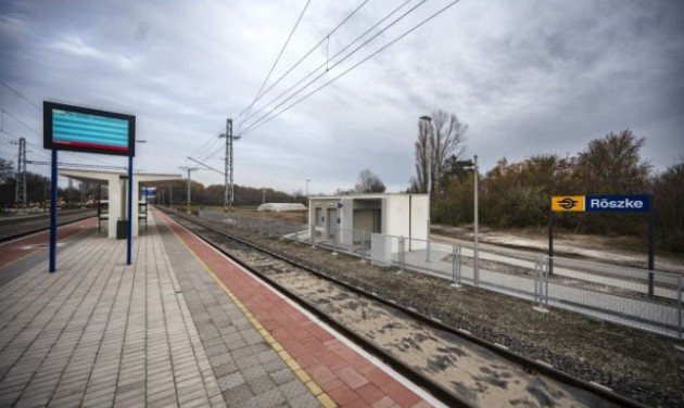 Nyolc év után újraindultak a vonatok Szeged és Szabadka között 