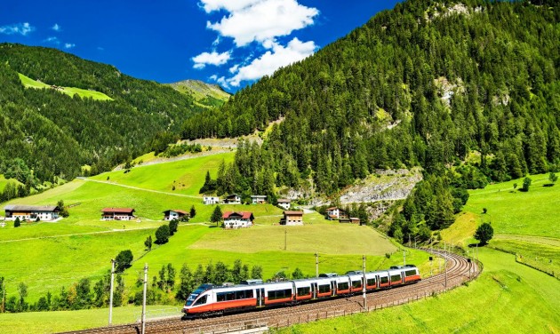 Ausztria jövőre eltörli a nemzetközi vonatjegyek áfáját a belföldi szakaszokon