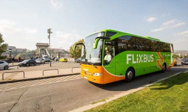 Nyugat-Magyarországról indít új éjszakai járatot Varsóba a Flixbus