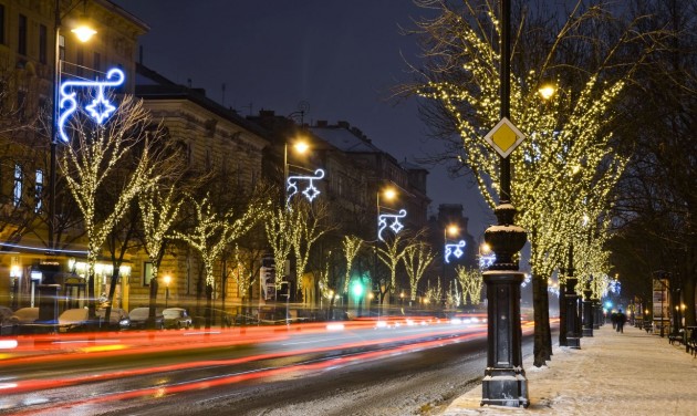 Nem lesz karácsonyi díszkivilágítás Budapesten, ennyit spórol vele a főváros