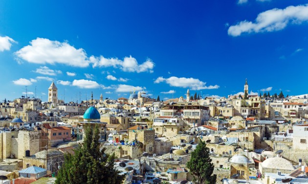 Izrael november közepétől fogadja a Szputnyikkal beoltott turistákat