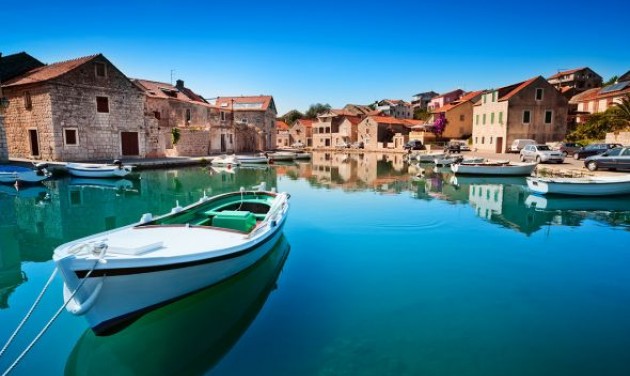 Horvát egészségügyi miniszter: Az alacsony átoltottság veszélyezteti a turisztikai idényt
