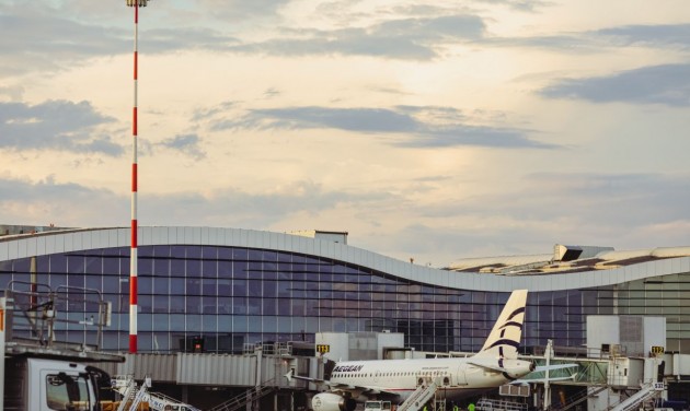 Kilőtt a romániai repterek forgalma, ezek a legkedveltebb úti célok