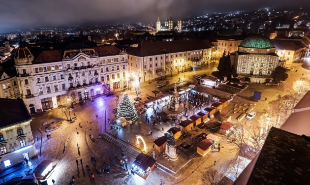 Pécs télen is nyitva: idén is vár a megújult Adventi Kézműves és Mesevásár!