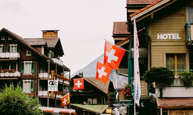 A visszafogott kereslet ellenére árat emeltek a svájci szállodák