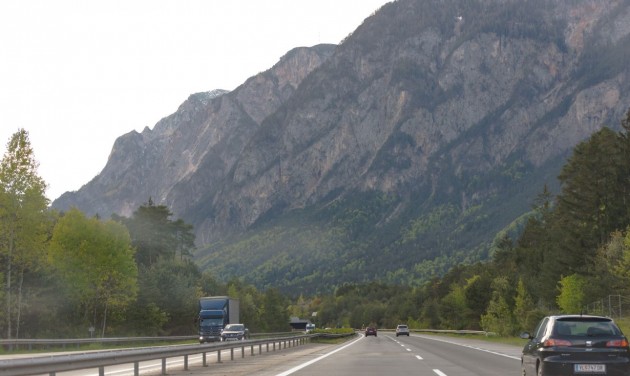 Ausztriában ezentúl el is kobozhatják az autót gyorshajtás esetén 