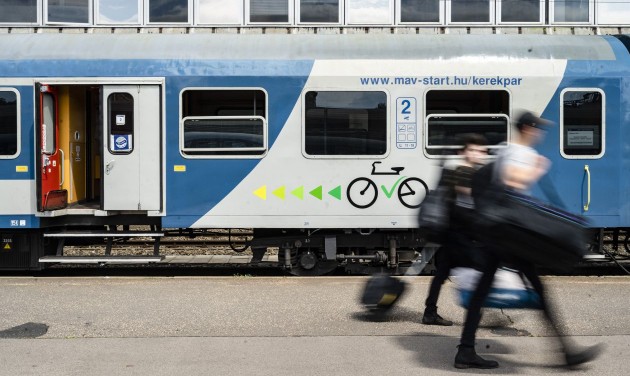 Országos vonatos-kerékpáros kihívást hirdetett a vasúttársaság