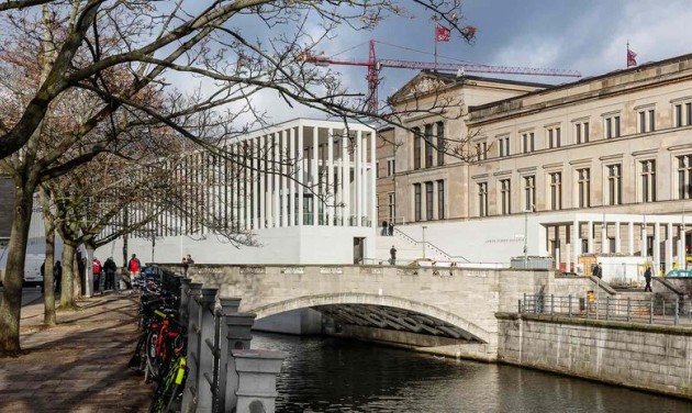 Hat év csúszással, dupla áron készült el a berlini Múzeumsziget új kapuja
