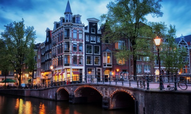 A helyi lakosok terhei helyett a turistákét növeli Amszterdam a 12,5 százalékos idegenforgalmi adóval