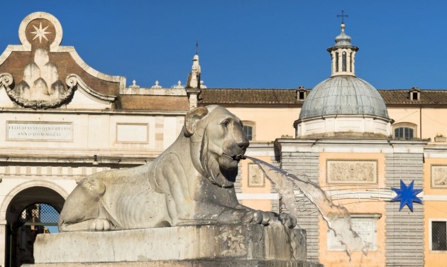 Állatvédő tüntetők festéket öntöttek a római Popolo tér szökőkútjára
