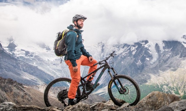 Az Alpok után a Himalája átszelésére készül a magyar kerékpáros