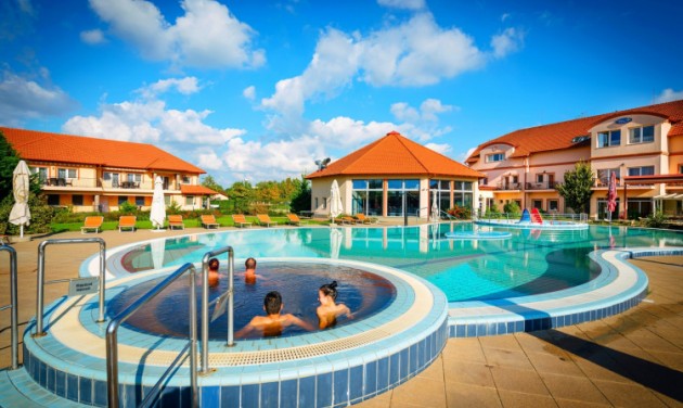 Az Aqua-Spa Wellness Hotel is a CegesHelyszinek.hu portált ajánlja