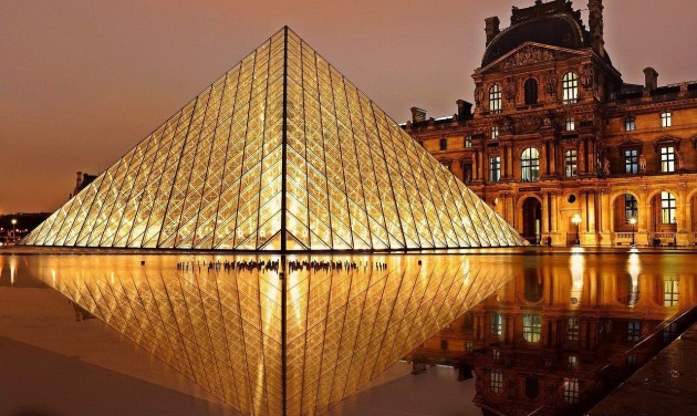 A Louvre és a versailles-i kastély díszkivilágításán is spórolnak
