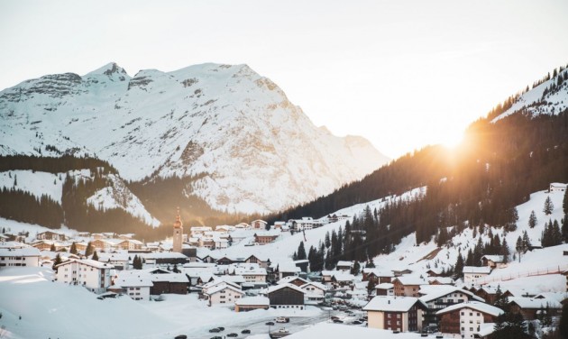Karácsonyi vásárokkal, túrákkal és síeléssel vár a télen Ausztria