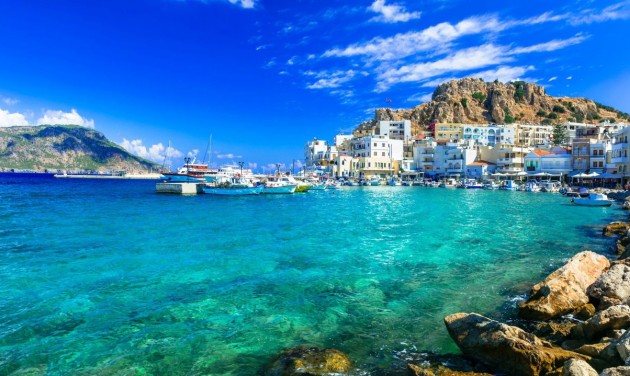 Március 15-től regisztráció nélkül utazhatunk Görögországba