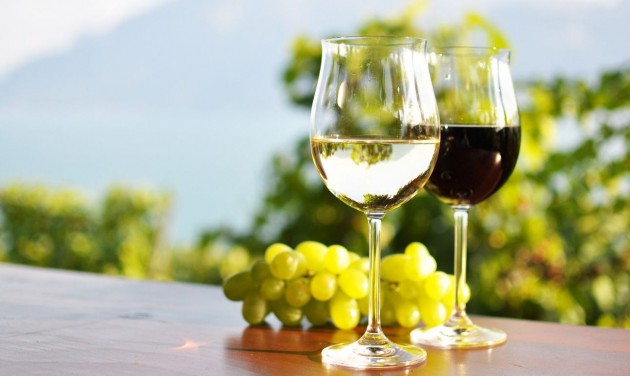 Kevesebb bort fogyasztanak a magyarok, mint hét éve