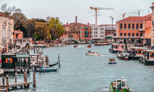 Velence belépődíjat szed júniustól az egynapos turistáktól 