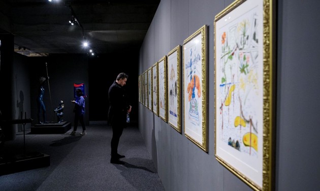 Meghosszabbítják a Salvador Dalí kiállítás nyitvatartását
