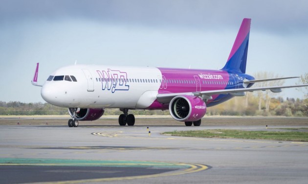 Lényeges információk elhallgatása miatt indul eljárás a Wizz Airrel szemben (frissítve)
