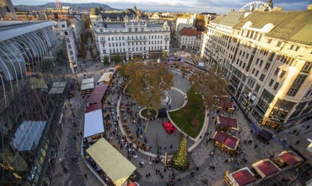 Korlátozásokkal látogatható a Budapesti Adventi és Karácsonyi Vásár