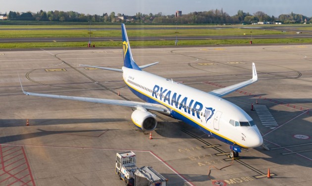 Sztrájkolnak a Ryanair pilótái, több mint 80 járatot töröltek Belgiumban