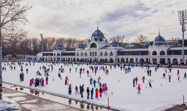 Pénteken kezdődik a téli sportok fesztiválja a Városligeti Műjégpályán