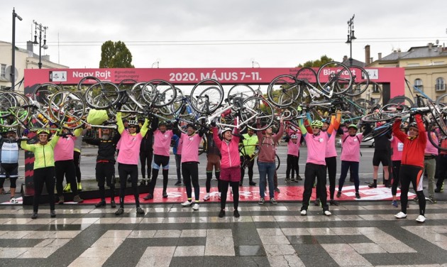 Giro d'Italia: felavatták a budapesti rajtkaput