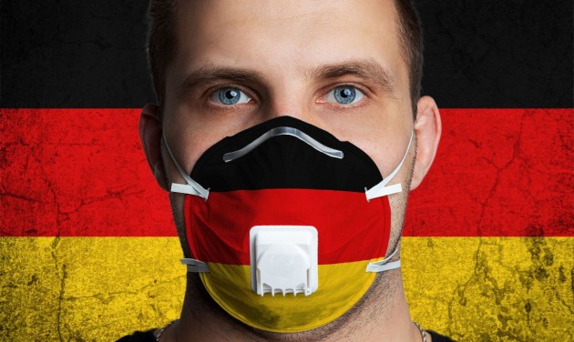 Németországban továbbra is kötelező a maszk a repülőjáratokon és a reptereken