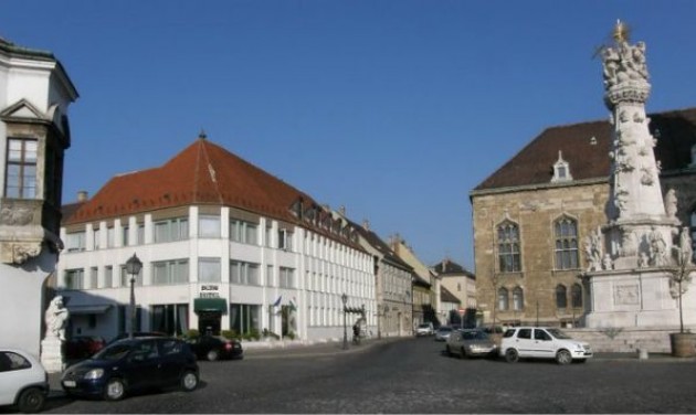 Konferenciaközpont lesz az egykori Burg Hotelből