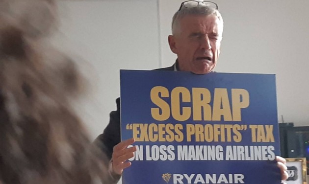Nem zárja be budapesti bázisát a Ryanair, elmaradt a drámai bejelentés