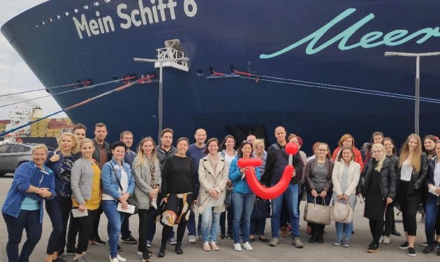 TUI presents cruise ship to Hungarian partners 