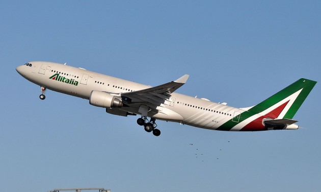300 járatot törölt sztrájk miatt az Alitalia