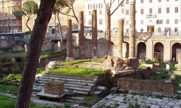 Keddtől látogatható Julius Caesar megölésének helyszíne Rómában