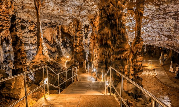 Csillagda és barlangi látogatóközpont - fejlesztések a hazai nemzeti parkokban