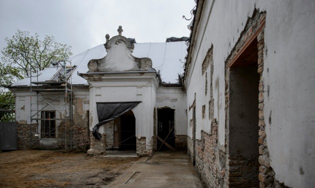Az év végére megújul a szécsény-benczúrfalvai Benczúr-kúria
