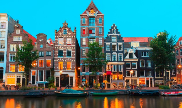 Amszterdam rendeletben korlátozza a vendégéjszakák számát