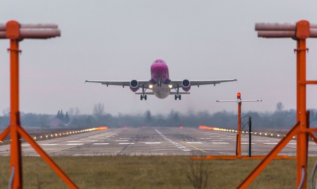 44 százalékkal több utas októberben a Debrecen Airporton