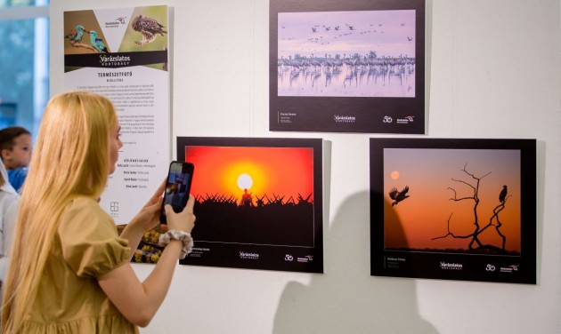 Természetfotó kiállítással ünnepelték a Hortobágyi Nemzeti Park 50. születésnapját
