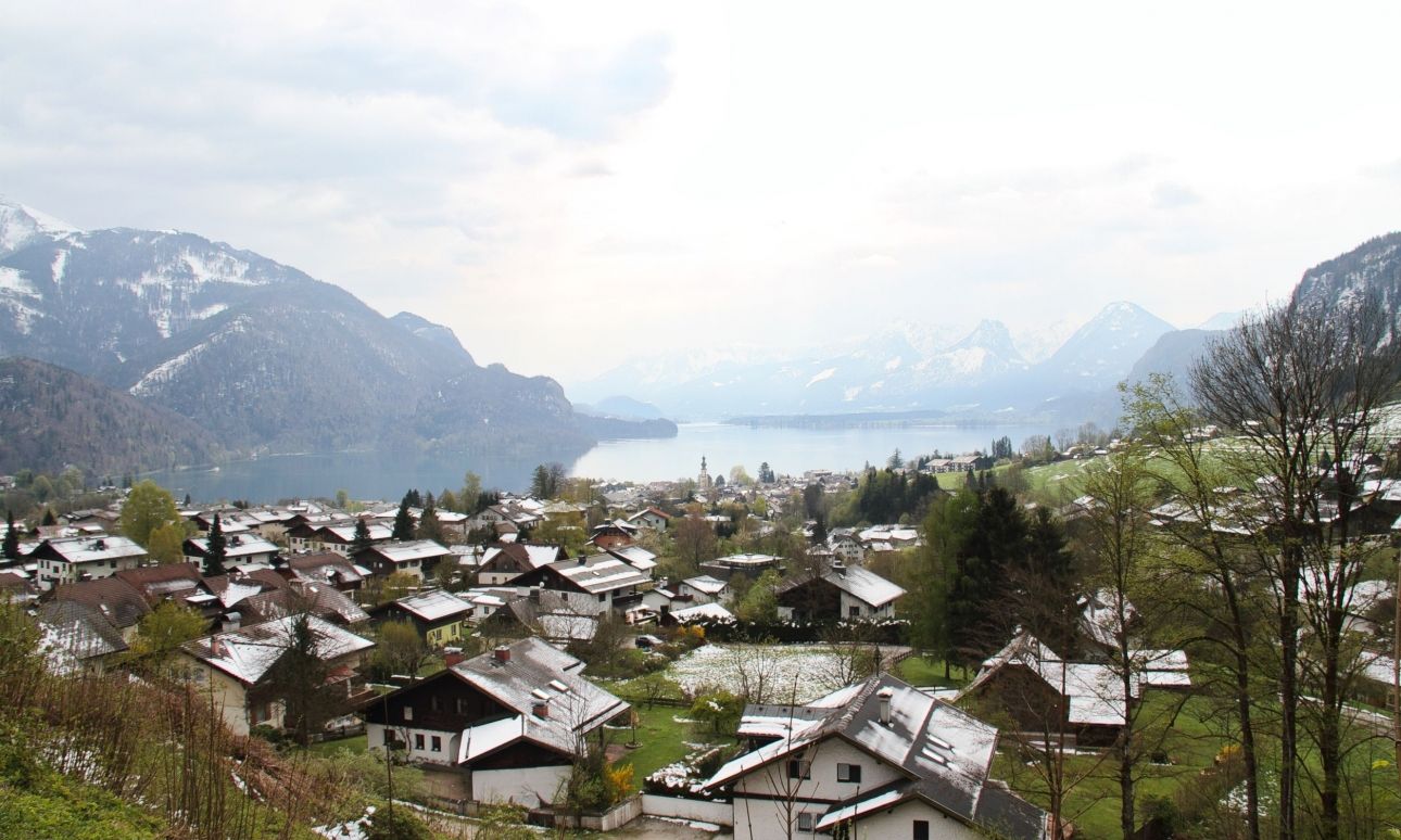 Mondsee tó és falu Ausztriában