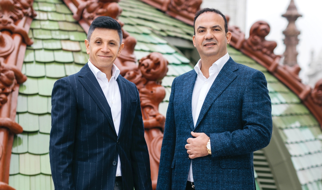 Lovagkeresztet kaptak a Mellow Mood Hotels tulajdonosai | Turizmus.com
